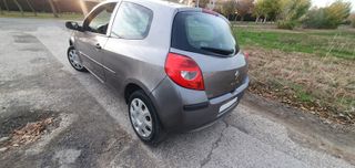 Renault Clio 1.2 75cv. 2008