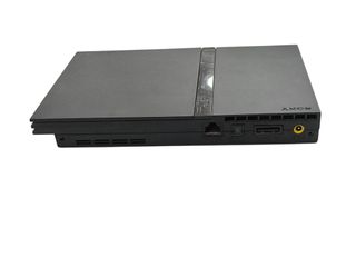 CONSOLA PS2 SLIM NEGRA + CAJA CABLES Y MANDO