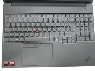 PORTATIL LENOVO THINKPAD E16 GEN3 512GB/16GB RAM/AMD RYZEN 5 230W + CAJA