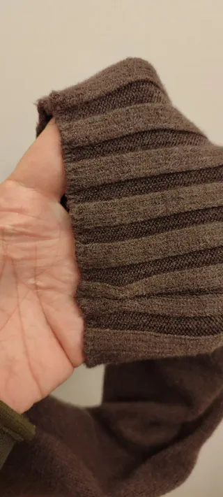 Jersey cuello alto marrón