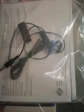 PlayStation 4 PS4 1TB