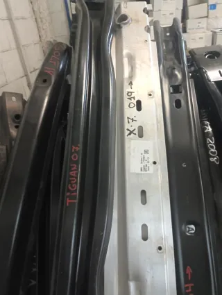 Refuerzo Parachoques Audi Q3 2024