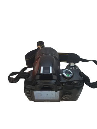 CAMARA DIGITAL NIKON D60 + OBJETIVO DX VR 18-55 MM + CARGADOR