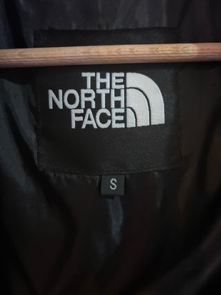 Cazadora The North Face Negra y Blanca mujer