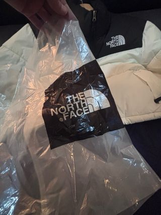 Cazadora The North Face Negra y Blanca mujer