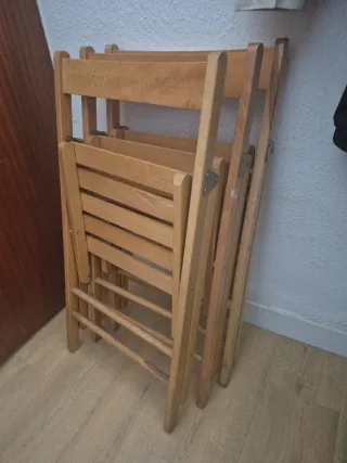 Silla plegable de madera