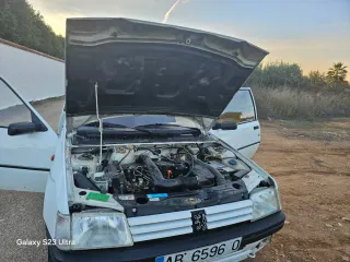 Peugeot 205 1995