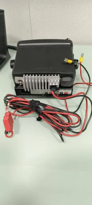 Radio Motorola GM 340 Negra