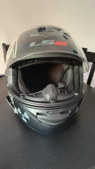 Casco Moto LS2 Negro con Diseño Calavera Talla L