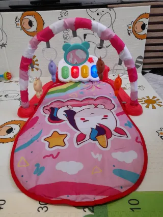 Gimnasio Bebé Unicornio Piano Juguetes