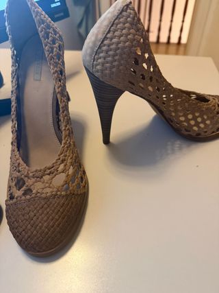 Zapatos Uterque Beige/Marrón Talla 41