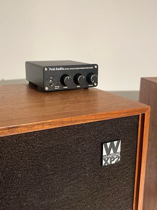 Altavoces Wharfedale Denton 2XP + Amplificador