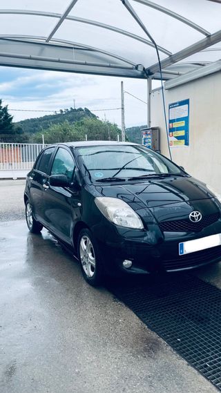Toyota Yaris 2010
