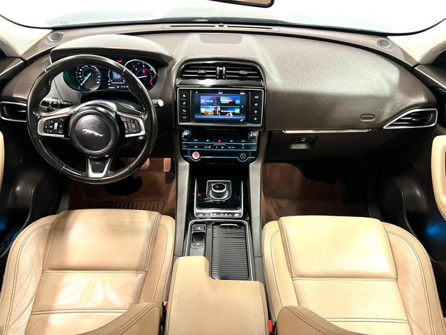 Jaguar F-Pace 2018 2.0 4x4