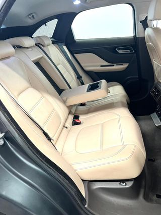 Jaguar F-Pace 2018 2.0 4x4