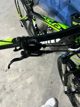 Bicicleta Scott FL20 Carbono