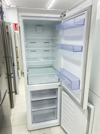 Nevera Beko Combi Blanca