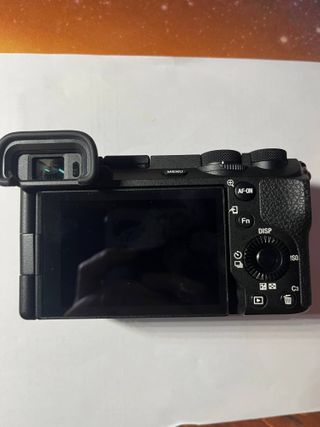 Sony A6700 + Sigma 18-50mm