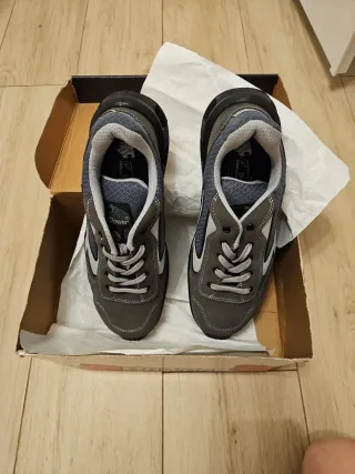 Zapatos de seguridad U-Power grises y azules