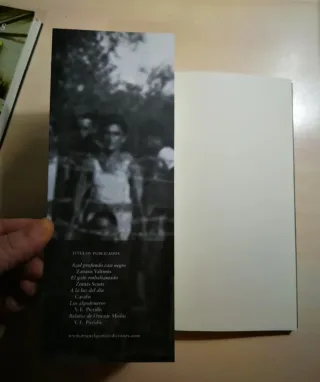 Lote 2 novelas literatura Chipre