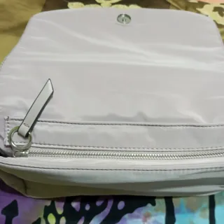 Bolso Parfois rosa palo con tachuelas