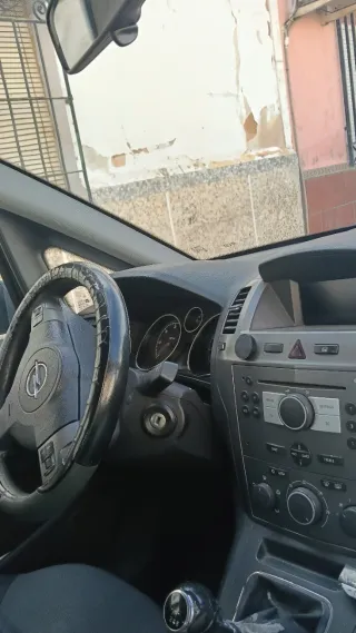 Opel Zafira 2005