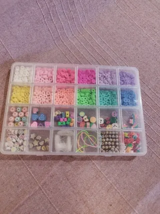 Cuentas para pulseras y manualidades