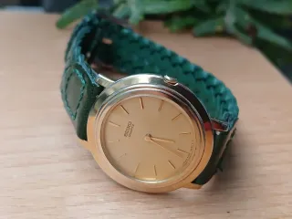 Reloj Seiko Cuarzo Dorado Mujer