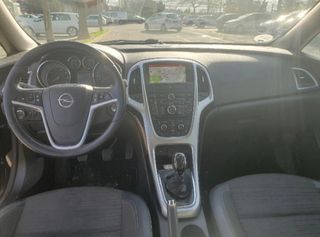 Opel Astra 2015