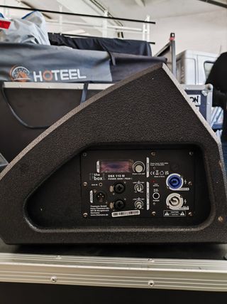 THE BOX PRO Monitores de escenario