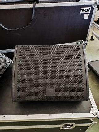 THE BOX PRO Monitores de escenario