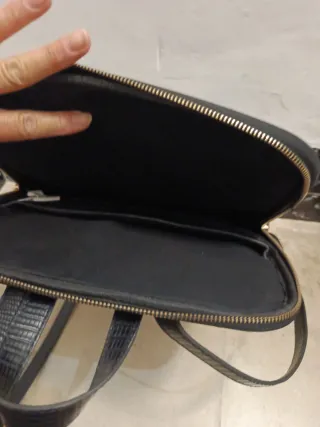 Mochila Parfois negra efecto piel