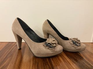 Zapatos de tacón 9cm Gino Vaello ante