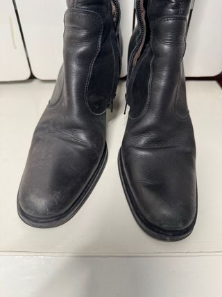 Stivali neri vera pelle tacco 37