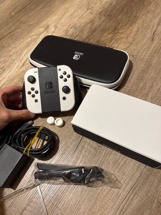 Nintendo Switch OLED Completa.