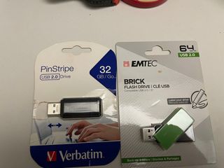 2 chiavette USB Verbatim e EMTEC