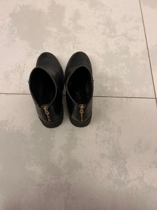 Stivaletti neri donna