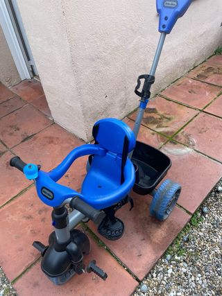 Triciclo infantil Little Tikes azul