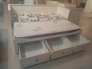 Cama extensible DIVAN HEMNES+2 Colchones Viscoelás