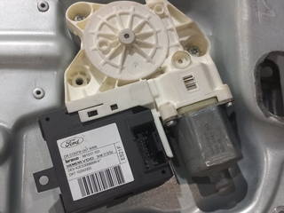 ELEVALUNAS TRASERO DERECHO FORD FOCUS BERLINA (CA