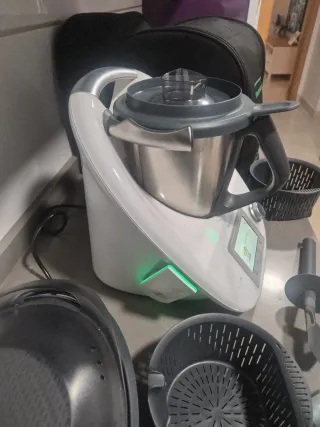 Thermomix TM5 con accesorios
