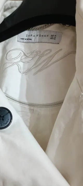 Gabardina Zara Blanca Talla XL