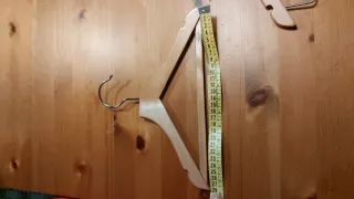 Perchas de madera para niños