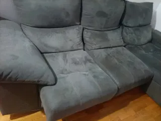 Sofá chaise longue gris tela