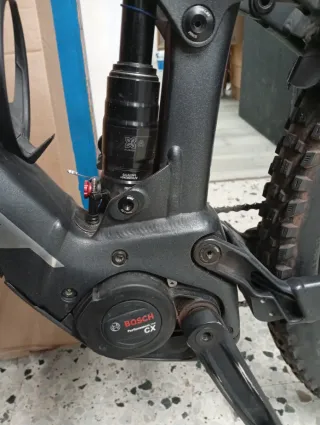 Bicicleta Eléctrica Scott Strike