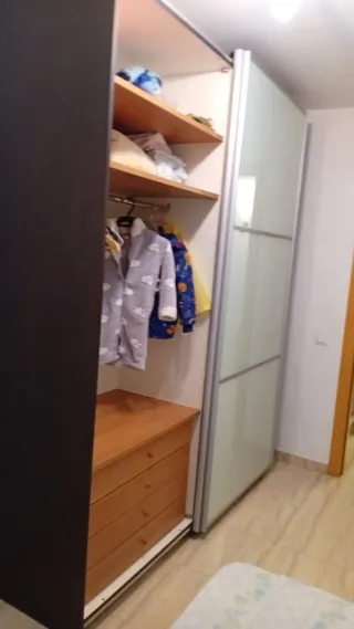 Armario a medida puertas correderas cristal