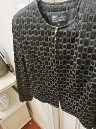 Chaqueta Negra Talla 40 Enric Roura