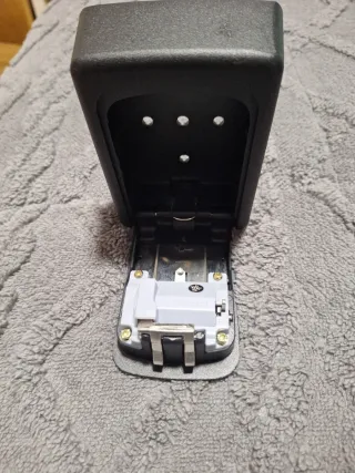 Caja seguridad llaves combinación