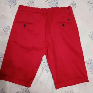 Bermuda Harmount & Blaine ragazzo rossa