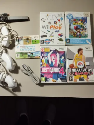 Pack Wii con juegos y nunchuk